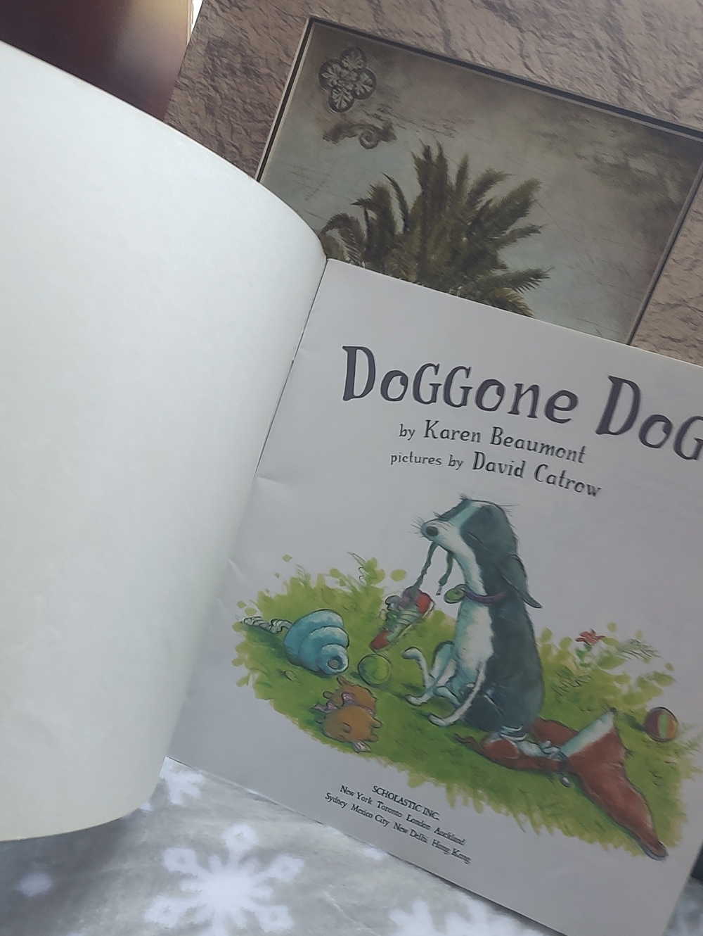 Scholastic Doggone Dogs! Children's Picture 📚,2008 - Picture 4 of 13